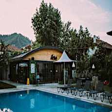 Vira Suites